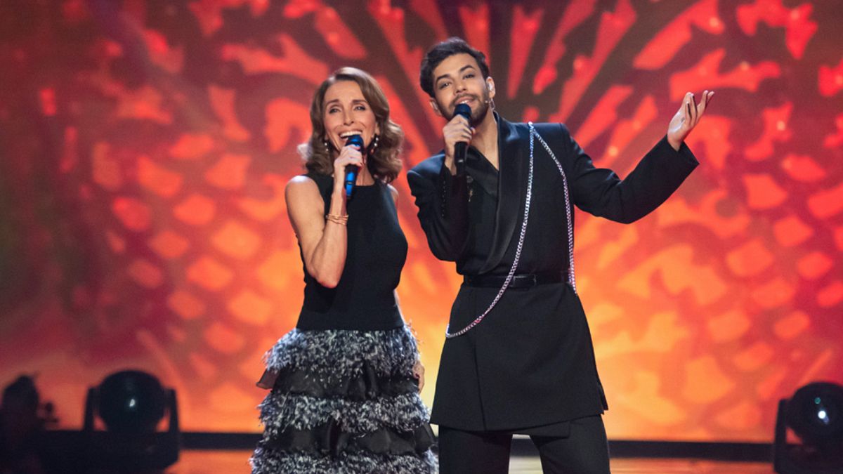 Imagen de Ana Belén y Agoney en la final de 'Dúos increíbles'