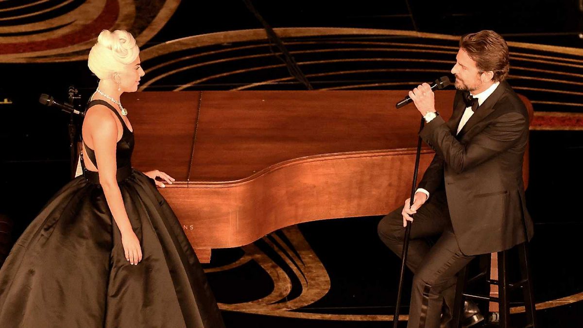 Bradley Cooper y Lady Gaga en la gala de los Oscar 2019