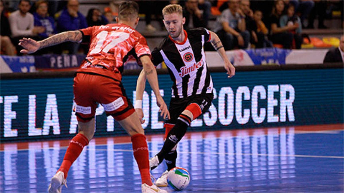 El Jimbee Cartagena se ha llevado el duelo regional ante ElPozo Murcia.