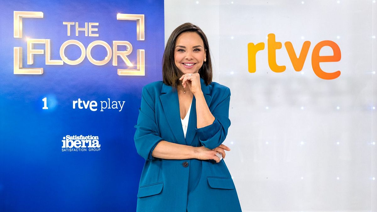 Chenoa presenta 'The Floor'