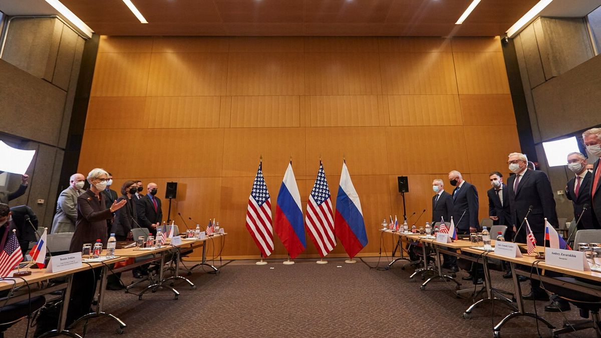 Imagen de las negociaciones de seguridad entre Estados Unidos y Rusia en Ginebra, Suiza. REUTERS/Denis Balibouse