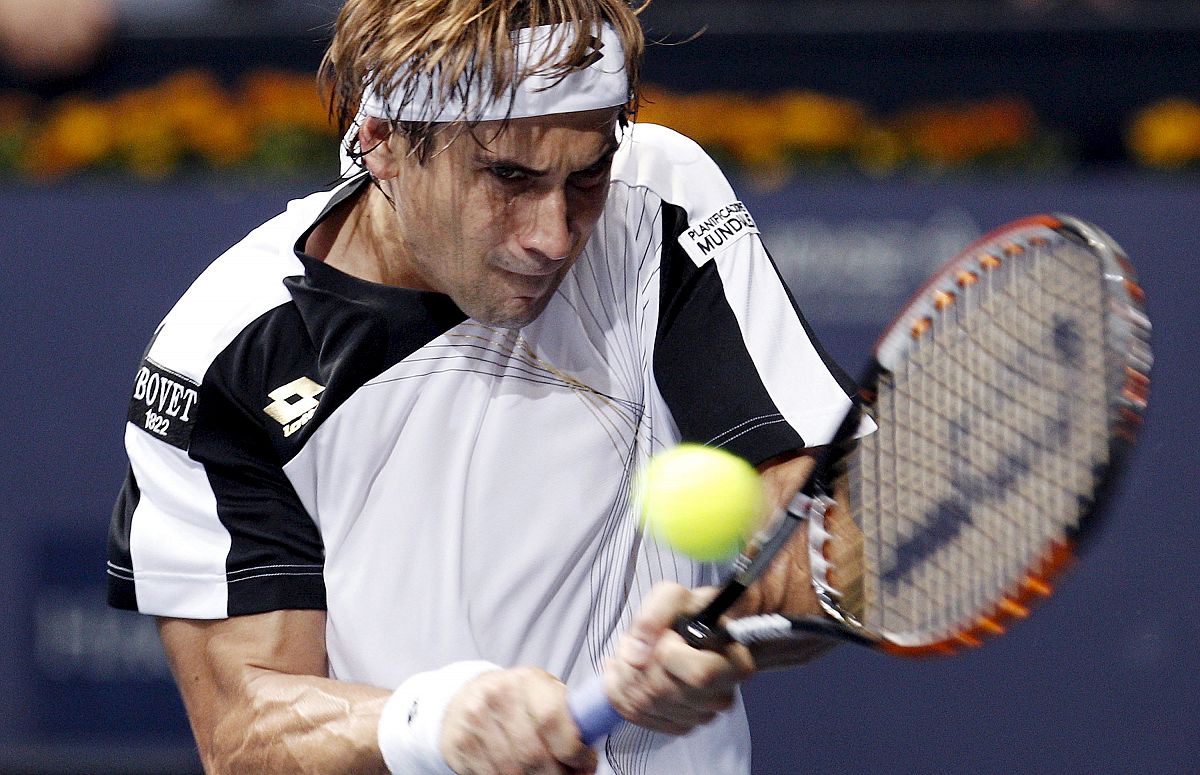 El tenista alicantino, David Ferrer, durante el partido correspondiente a la primera ronda del Valencia Open 500