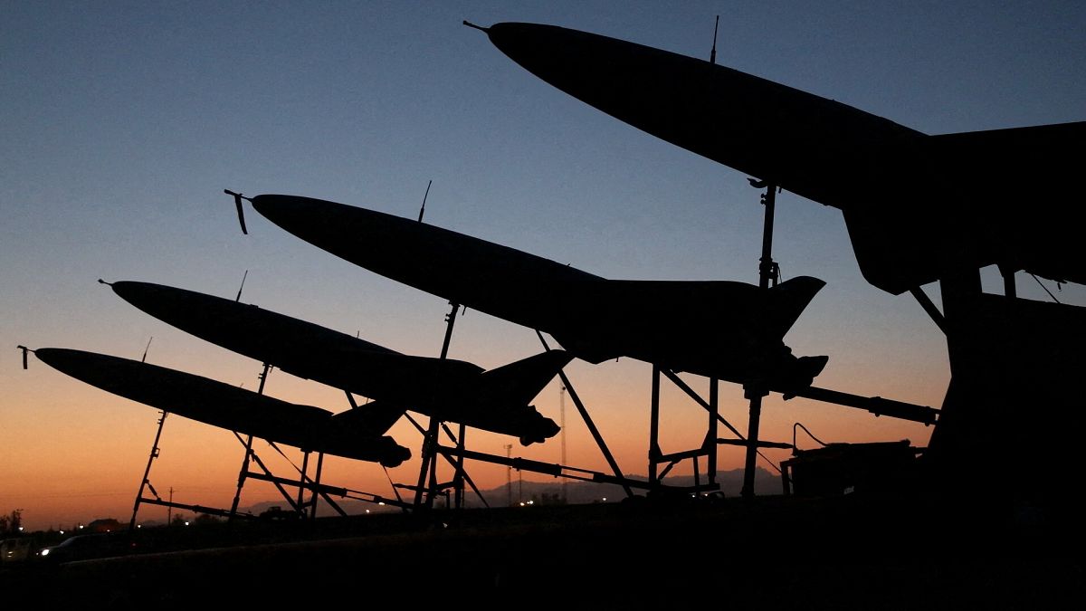 Drones durante un ejercicio militar en algún lugar de Irán