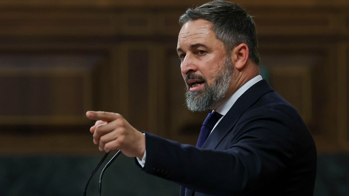 Abascal ante la investidura de Sánchez: "Estoy dispuesto a todo"