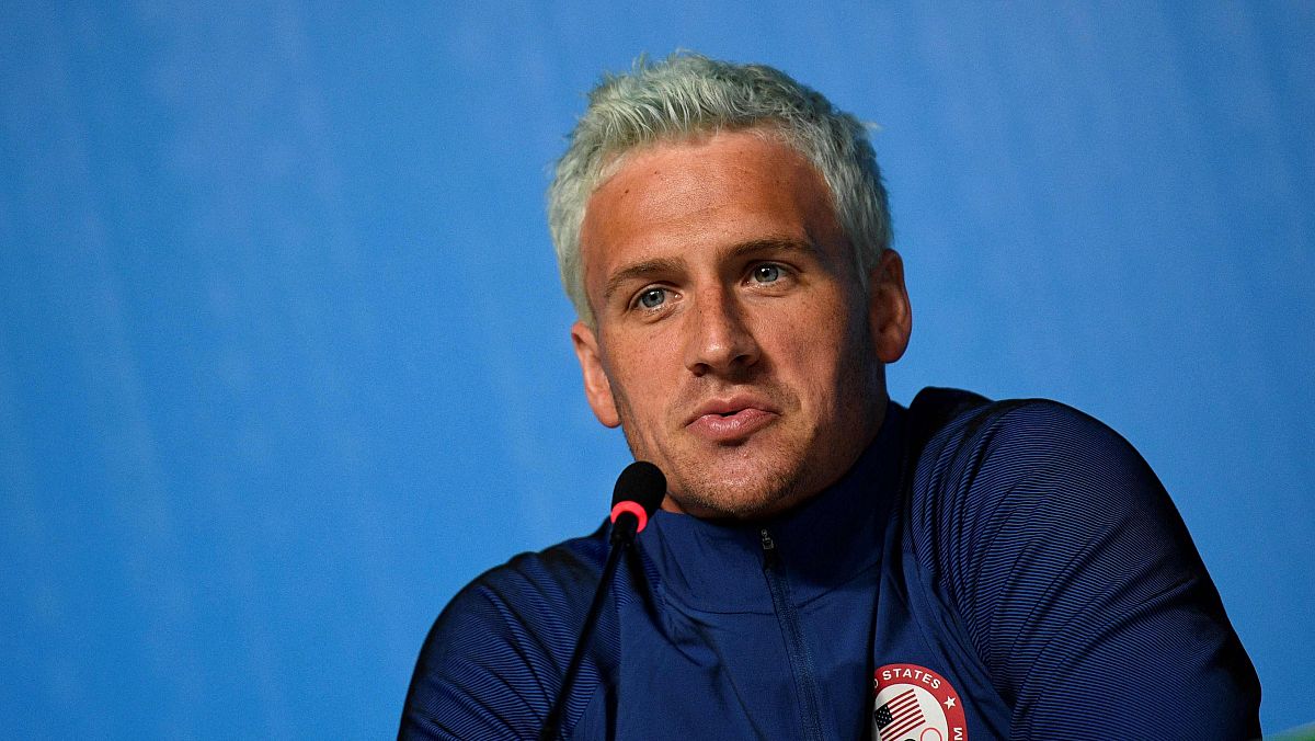 El nadador estadounidense Ryan Lochte, en rueda de prensa