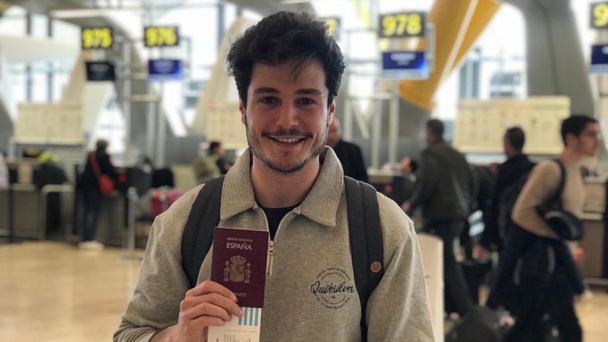 Miki en el Aeropuerto de Madrid-Barajas Adolfo Suárez