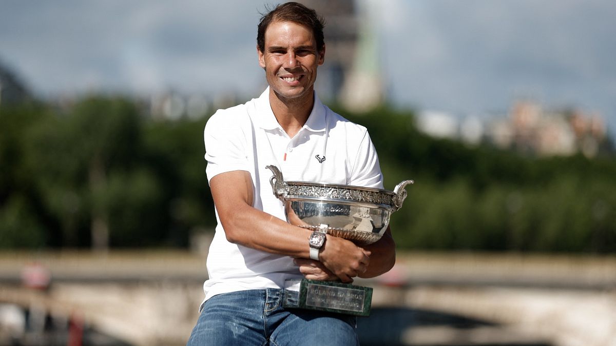 Nadal posa con su decimocuarto Roland Garros.