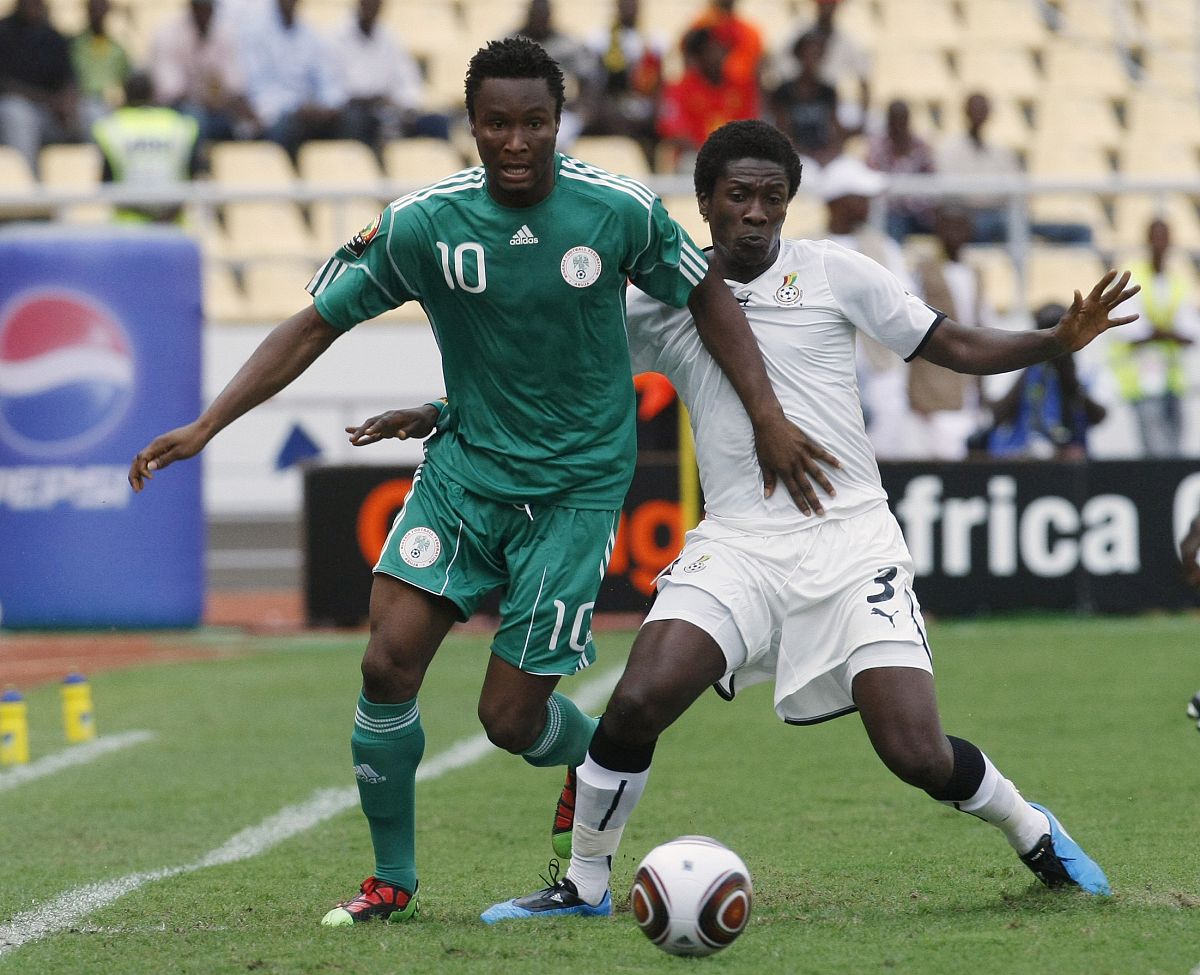 Obi Mikel, en un encuentro amistoso ante Ghana.