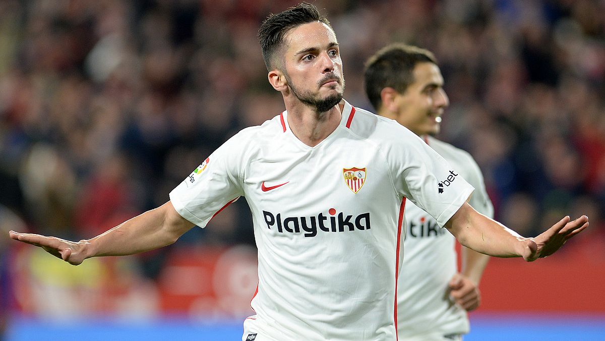 Pablo Sarabia celebra el primer gol del Sevilla al Barça.