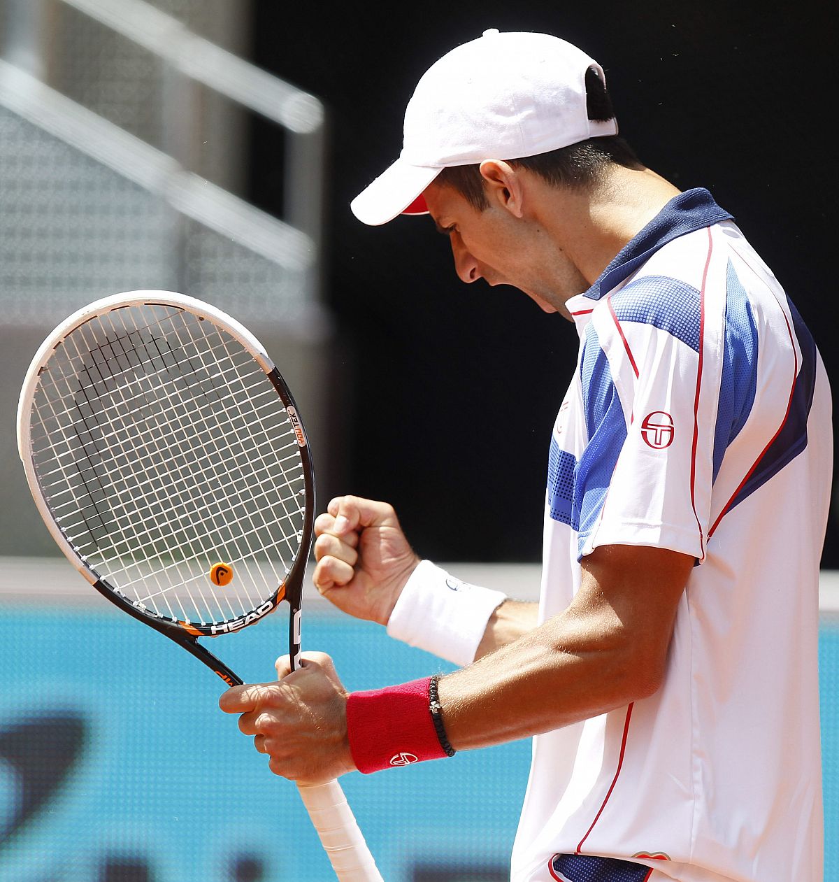 Novak Djokovic celebra un punto ante Kevin Anderson
