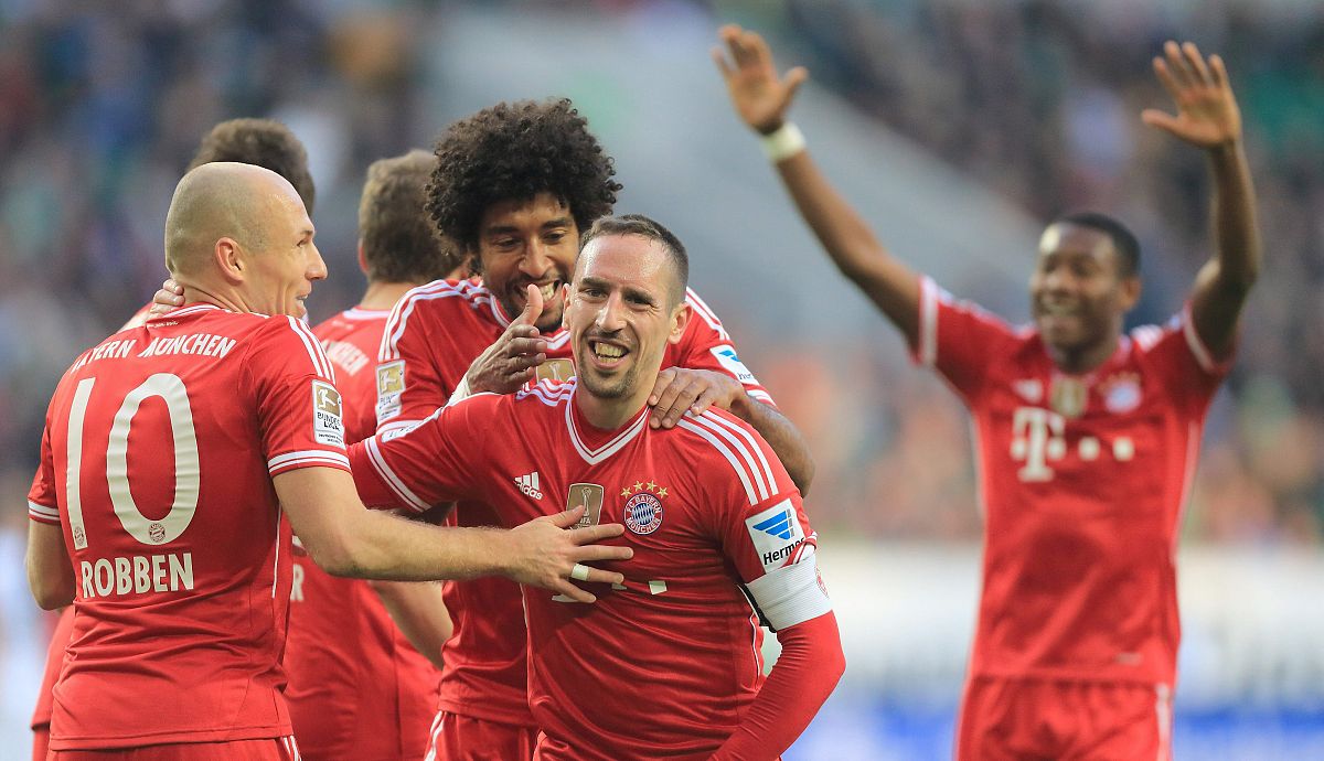 Los jugadores del Bayern celebran la vistoria ante el Wolfsburgo.