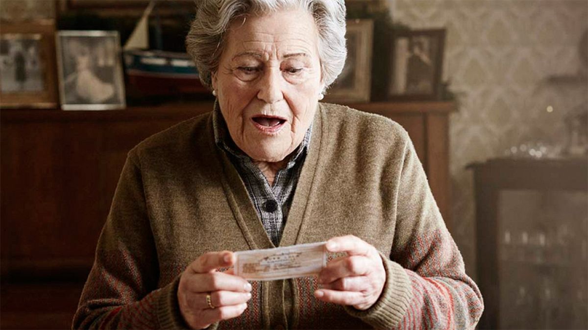 Anuncio de la Lotería de Navidad 2016 | RTVE.es | Ver