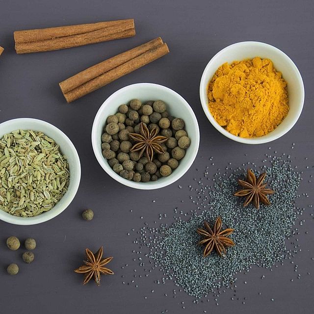 Las penas se van yantando: Especias, propiedades y mitos