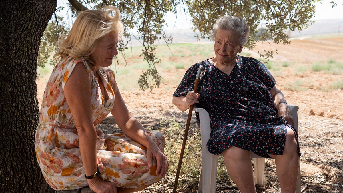 Cuéntame cómo pasó - T23 - Episodio 6: Herminia. El legado