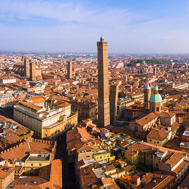 Bolonia: el saber, el subir, el sabor