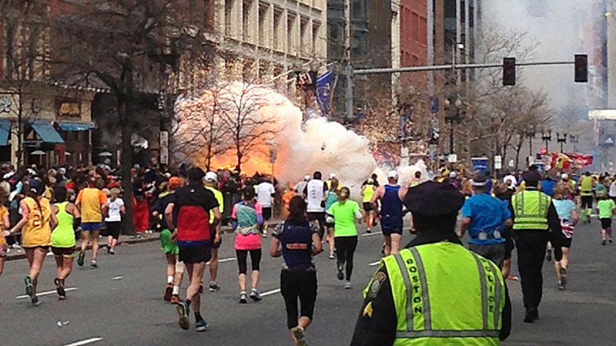 Tres muertos en dos atentados en Boston