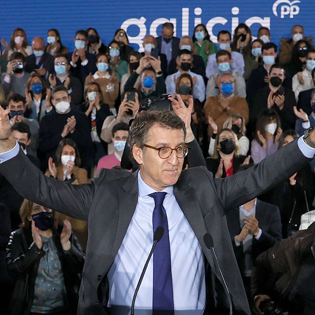 Feijóo anuncia su candidatura para presidir el PP