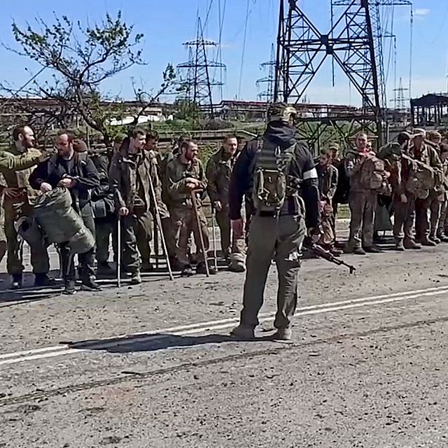 Parte del batallón de Azov se resiste a abandonar Mariúpol 