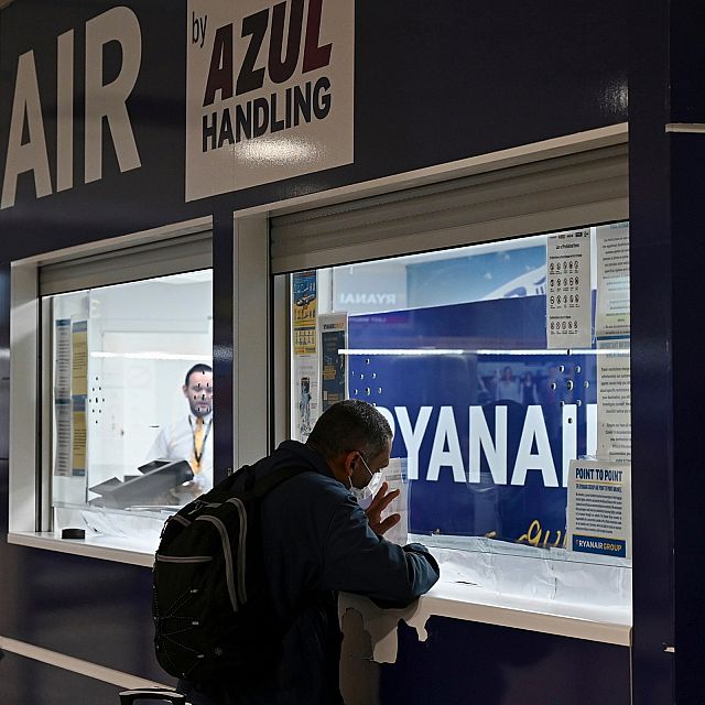 Ryanair opera al 100% a pesar de la huelga 