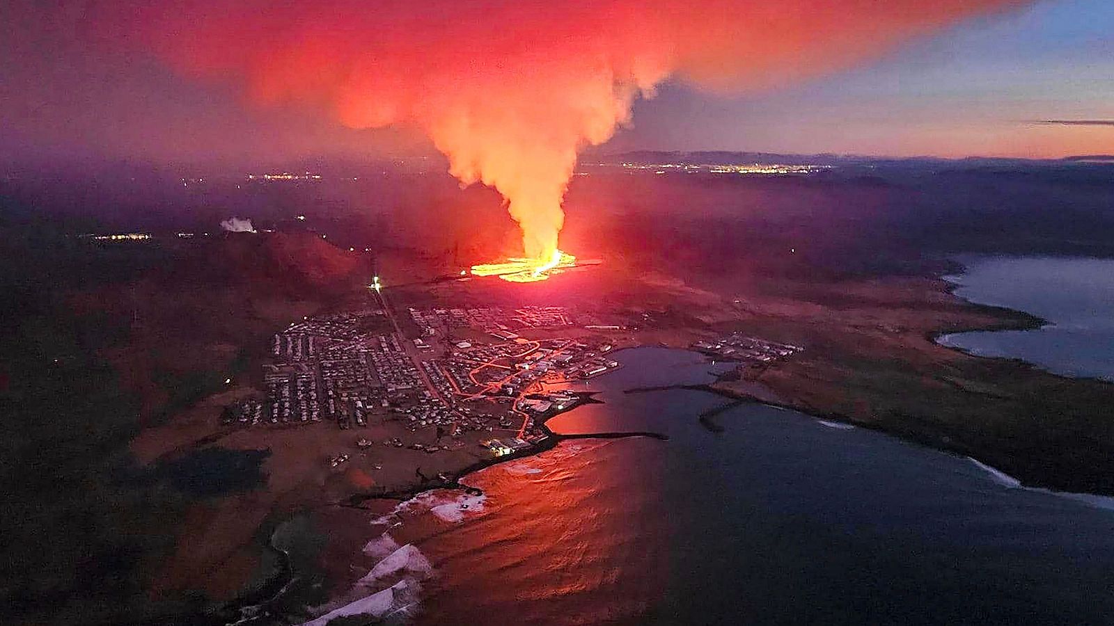 Nueva erupción volcánica en el suroeste de Islandia