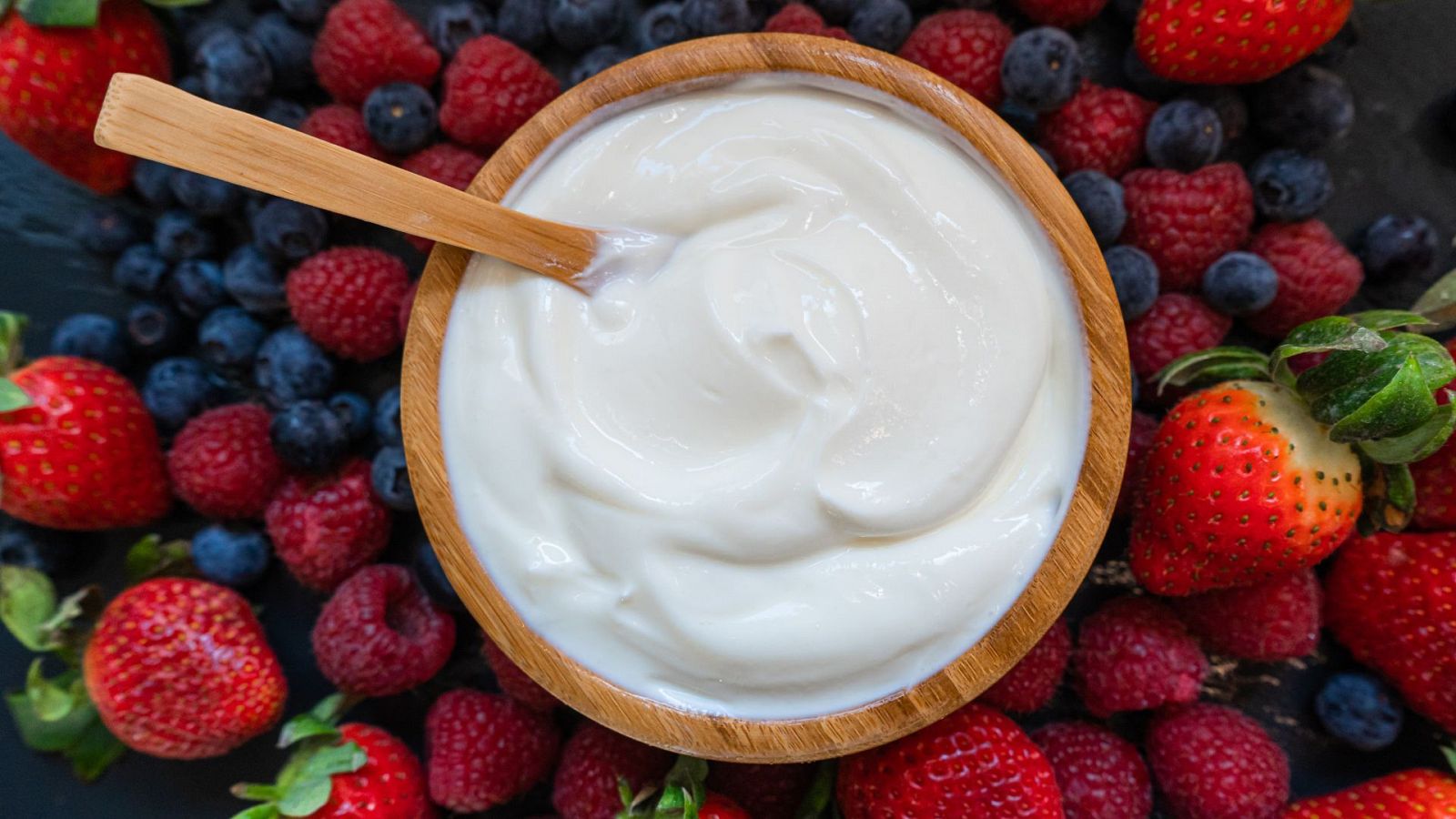 Aitor Sánchez: "El yogurt natural siempre va a ser la mejor opción"