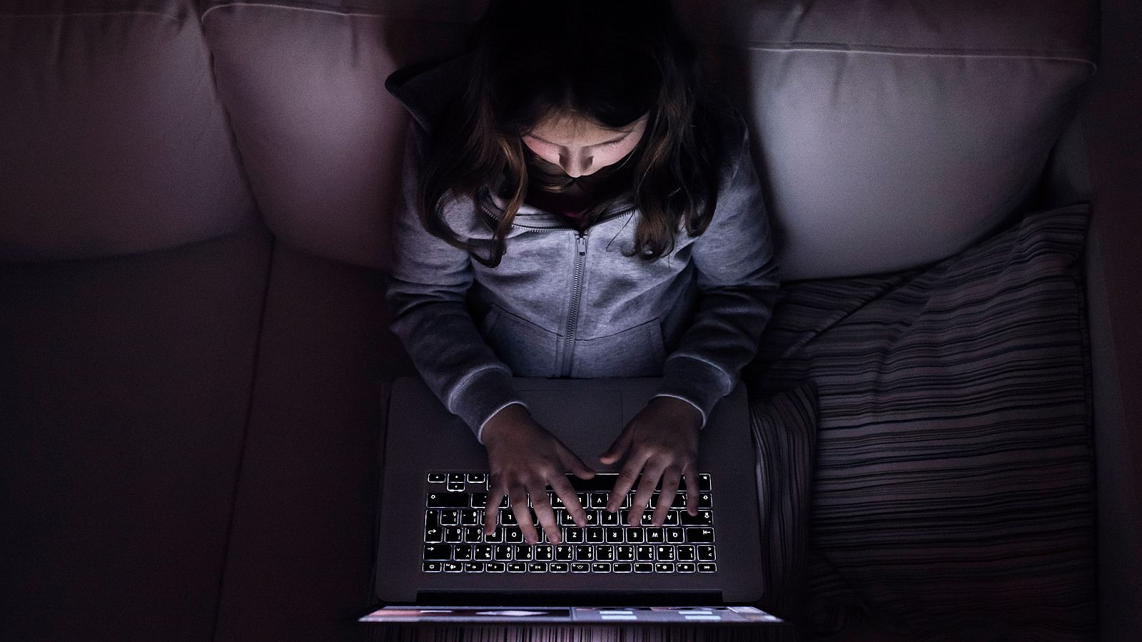 El 33% de los adolescentes podría estar haciendo un uso problemático de internet y de las redes.