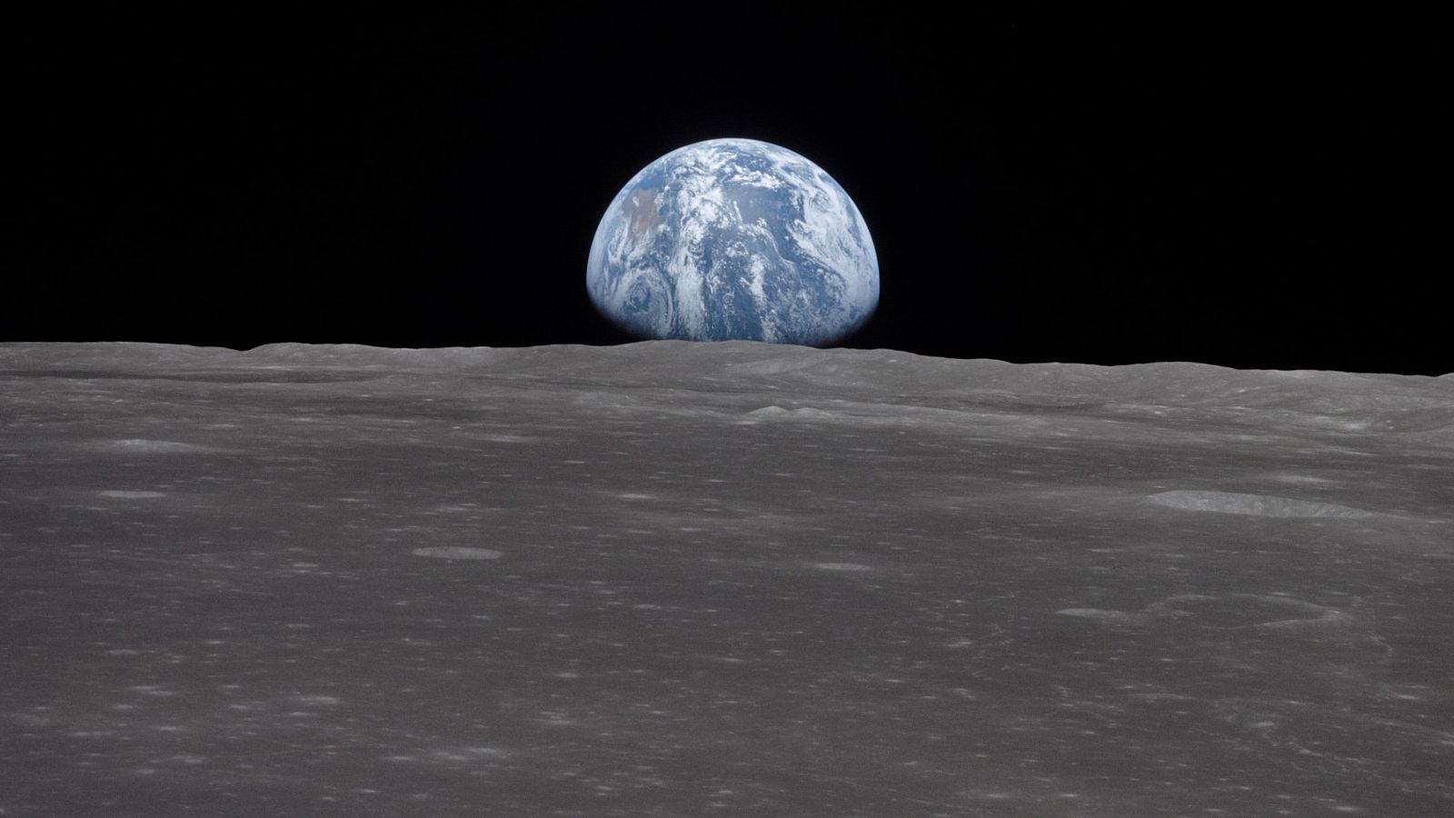 Vista de la Tierra desde la Luna.