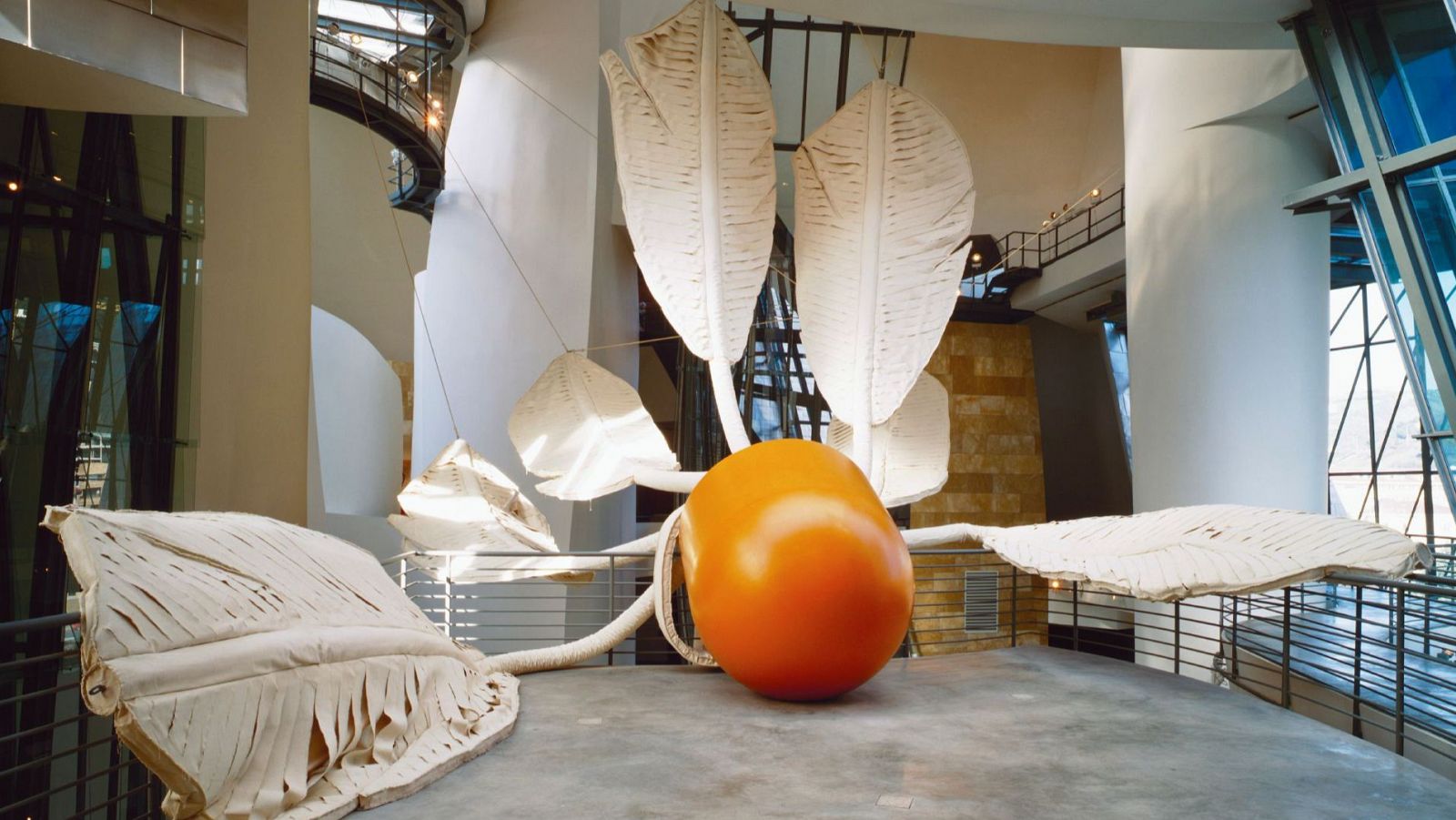 'Volante suave', 1995, Claes Oldenburg y Coosje van Bruggen, Guggenheim Bilbao