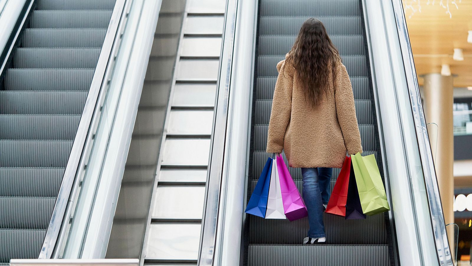 Los centros comerciales registran récord de ventas  en 2023 tras superar los 52.000 millones, un 9,6% más