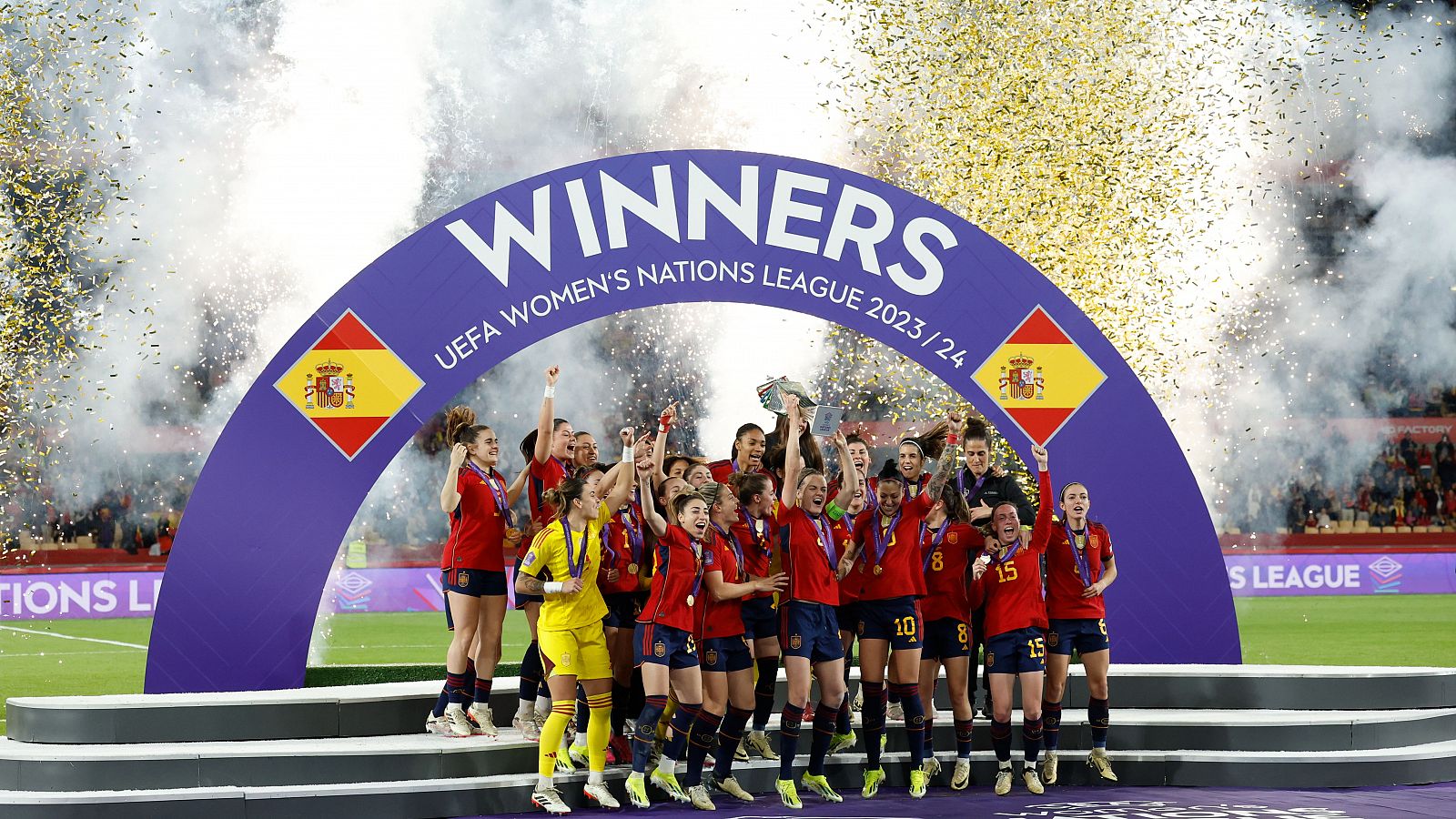 Celebración España - Francia Nations League femenina