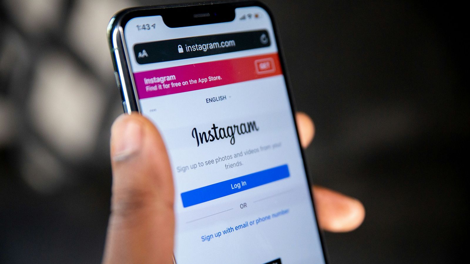 Instagram y Facebook sufren una caída global de su servicio