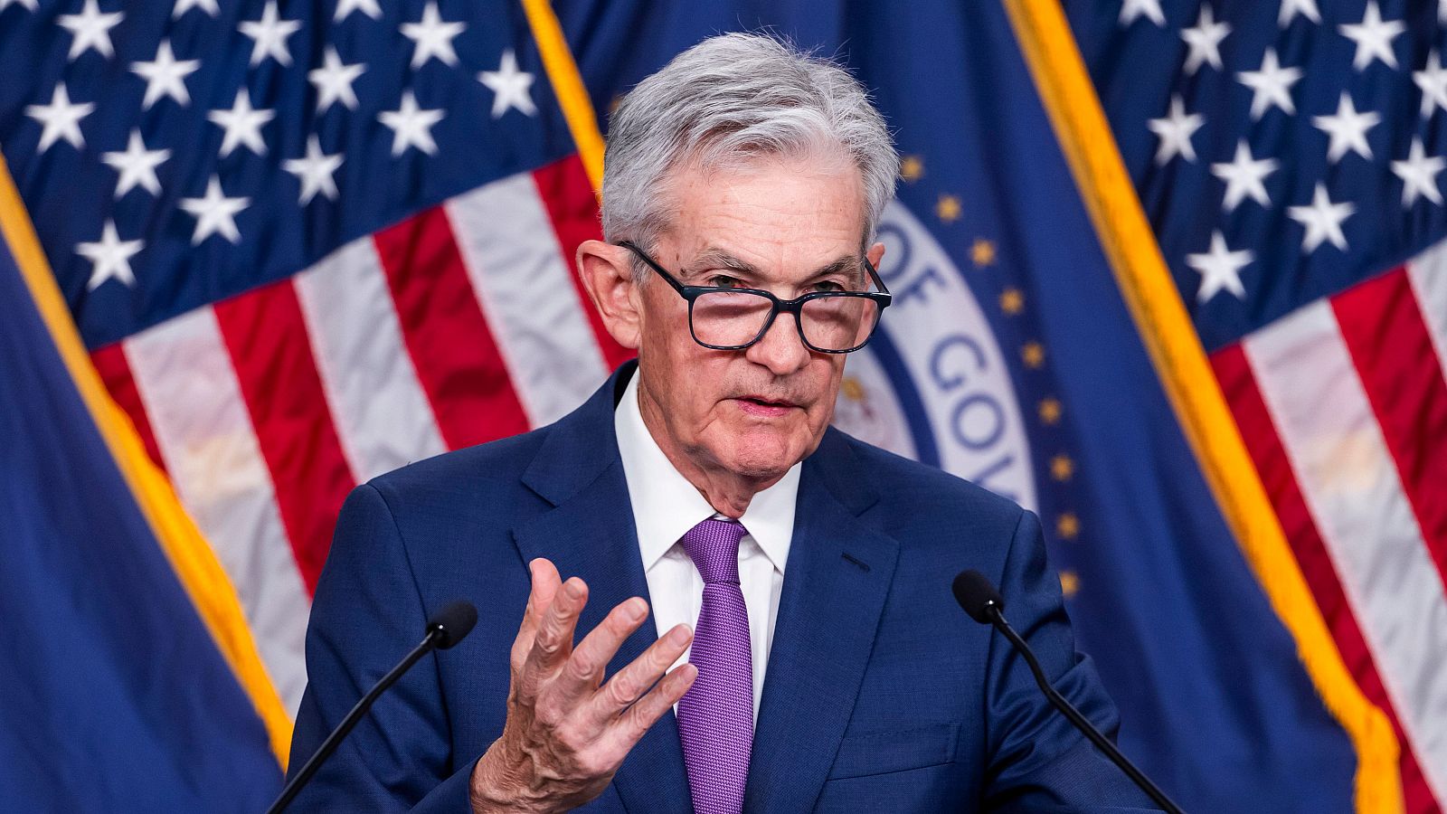 Jerome Powell apunta a que la Reserva Federal puede empezar a bajar los tipos este año si las condiciones lo permiten.
