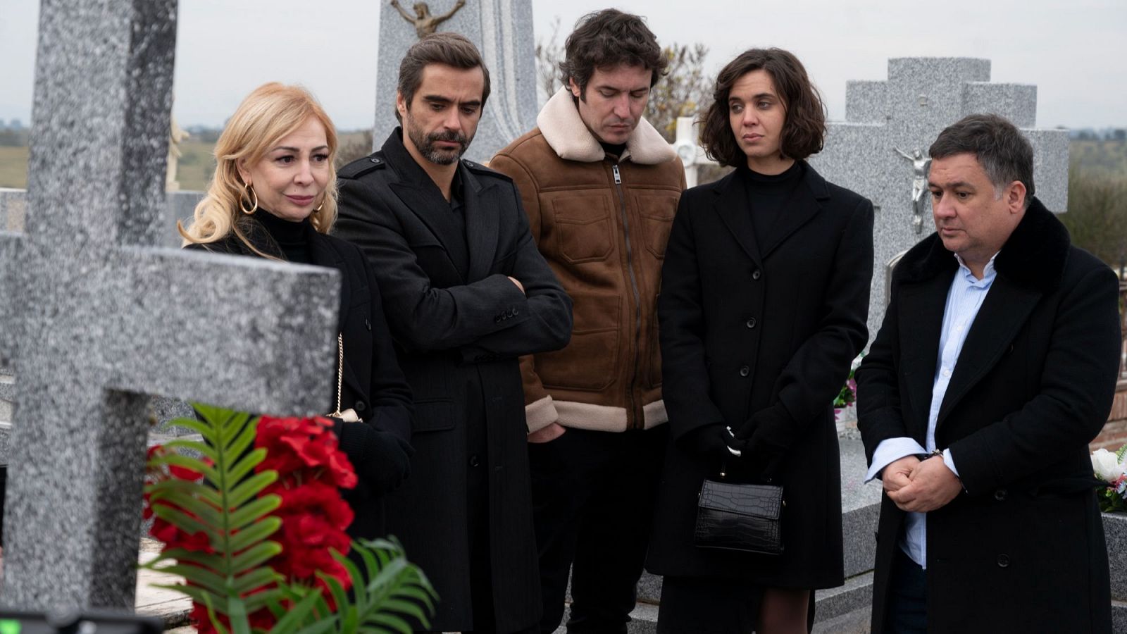 '4 estrellas' | La familia Albalad en el entierro de Rafael