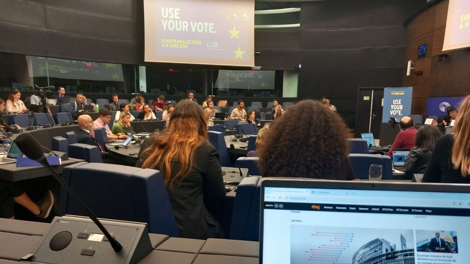 El Europarlamento pide a los medios que alerten de la desinformación ante las elecciones europeas
