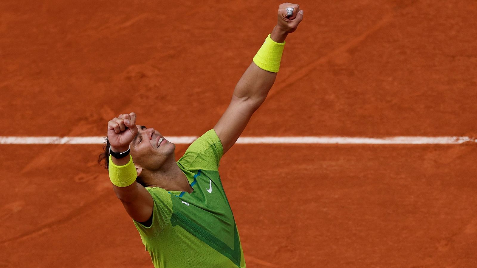 Rafa Nadal, celebra su vistoria ante Casper Rudd en la final de Roland Garros de 2022