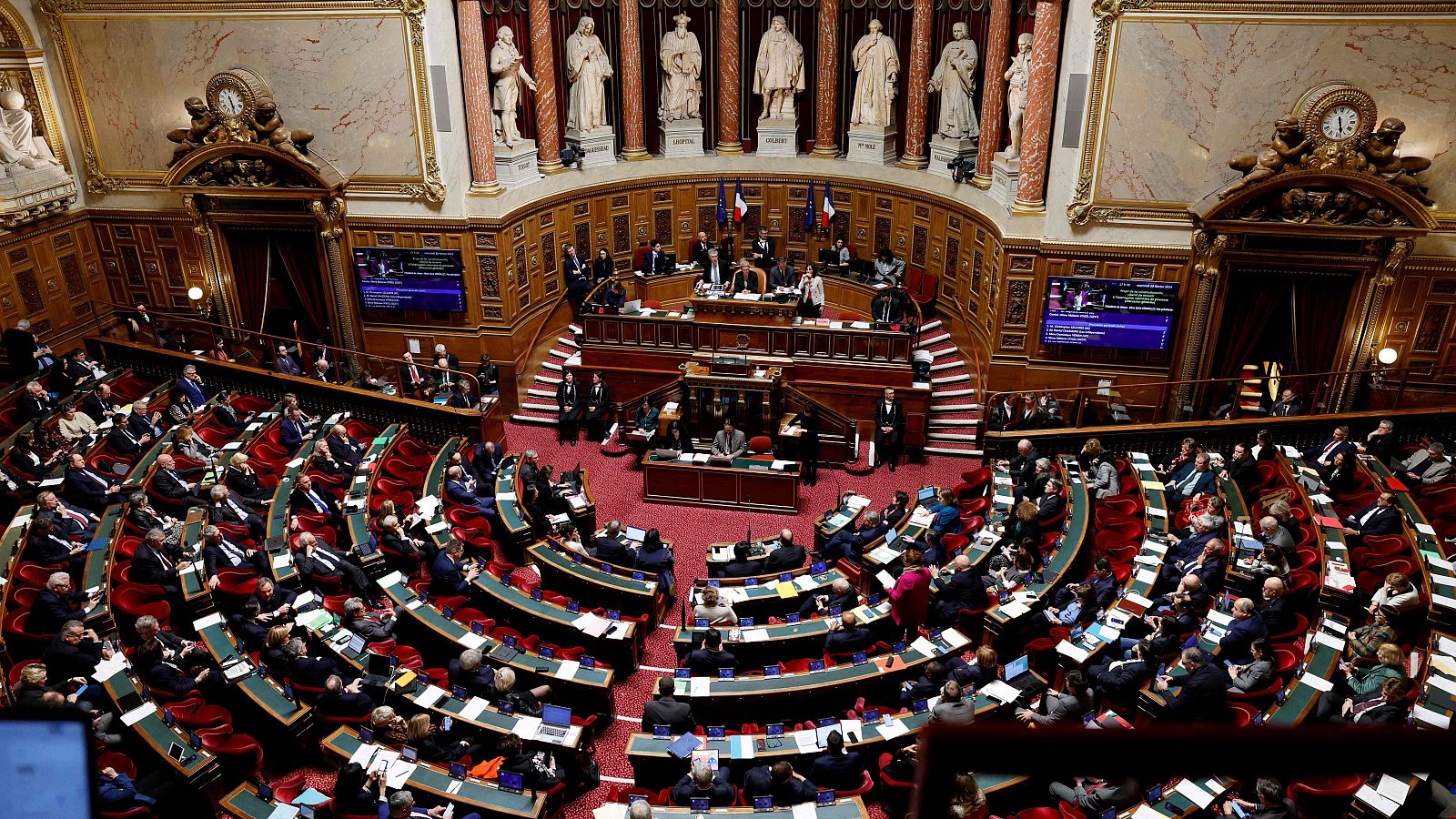 El Senado francés vota en contra de ratificar el acuerdo UE-Canadá y abre la vía a su potencial anulación
