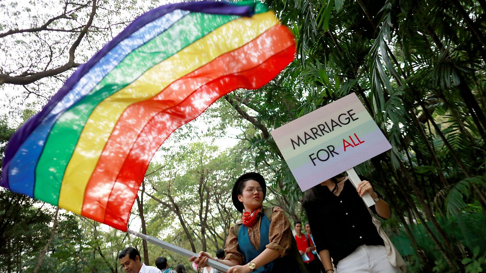 El Parlamento de Tailandia aprueba la ley que regulariza el matrimonio homosexual