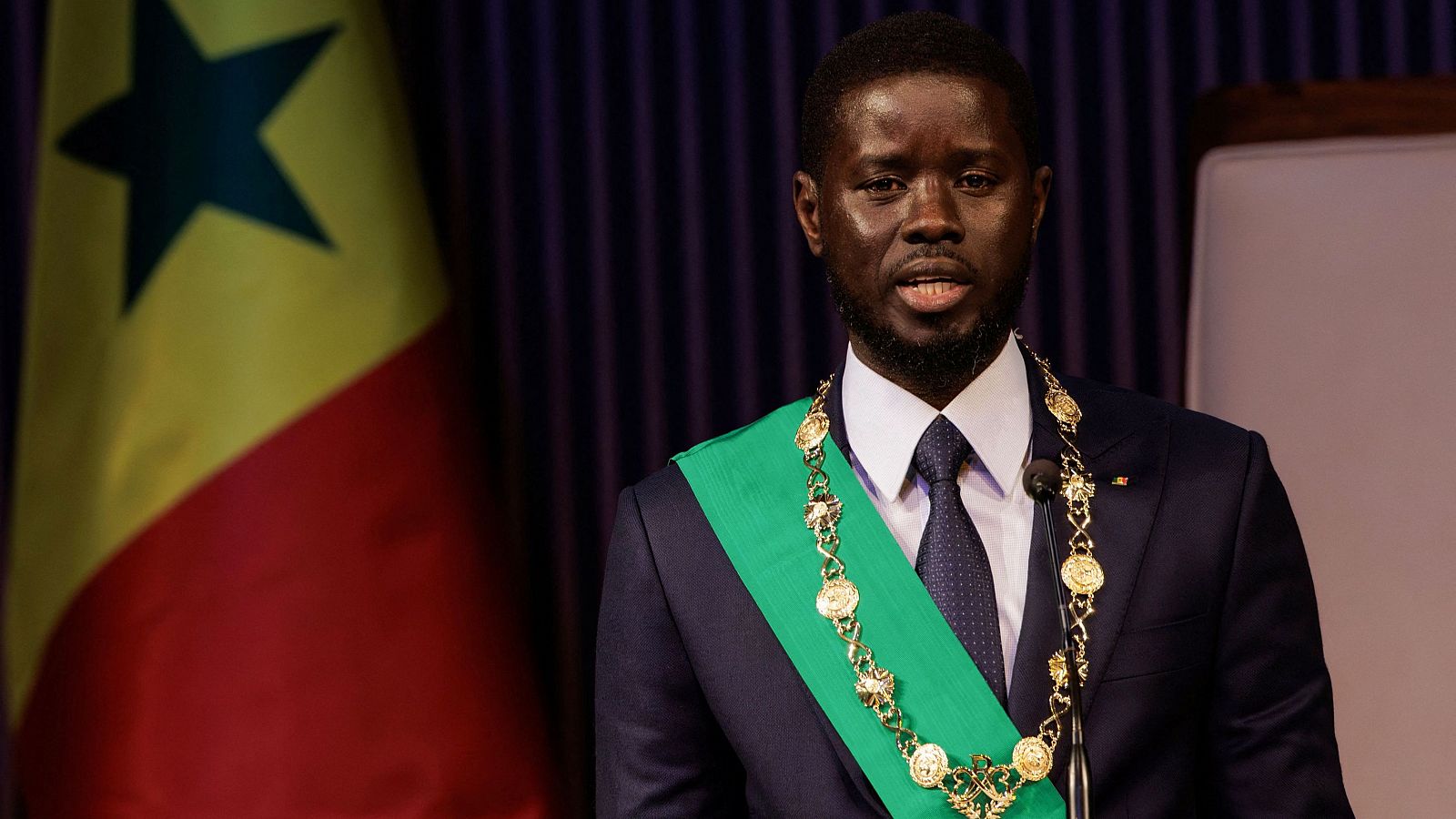 Bassirou Diomaye Faye investido como presidente de Senegal