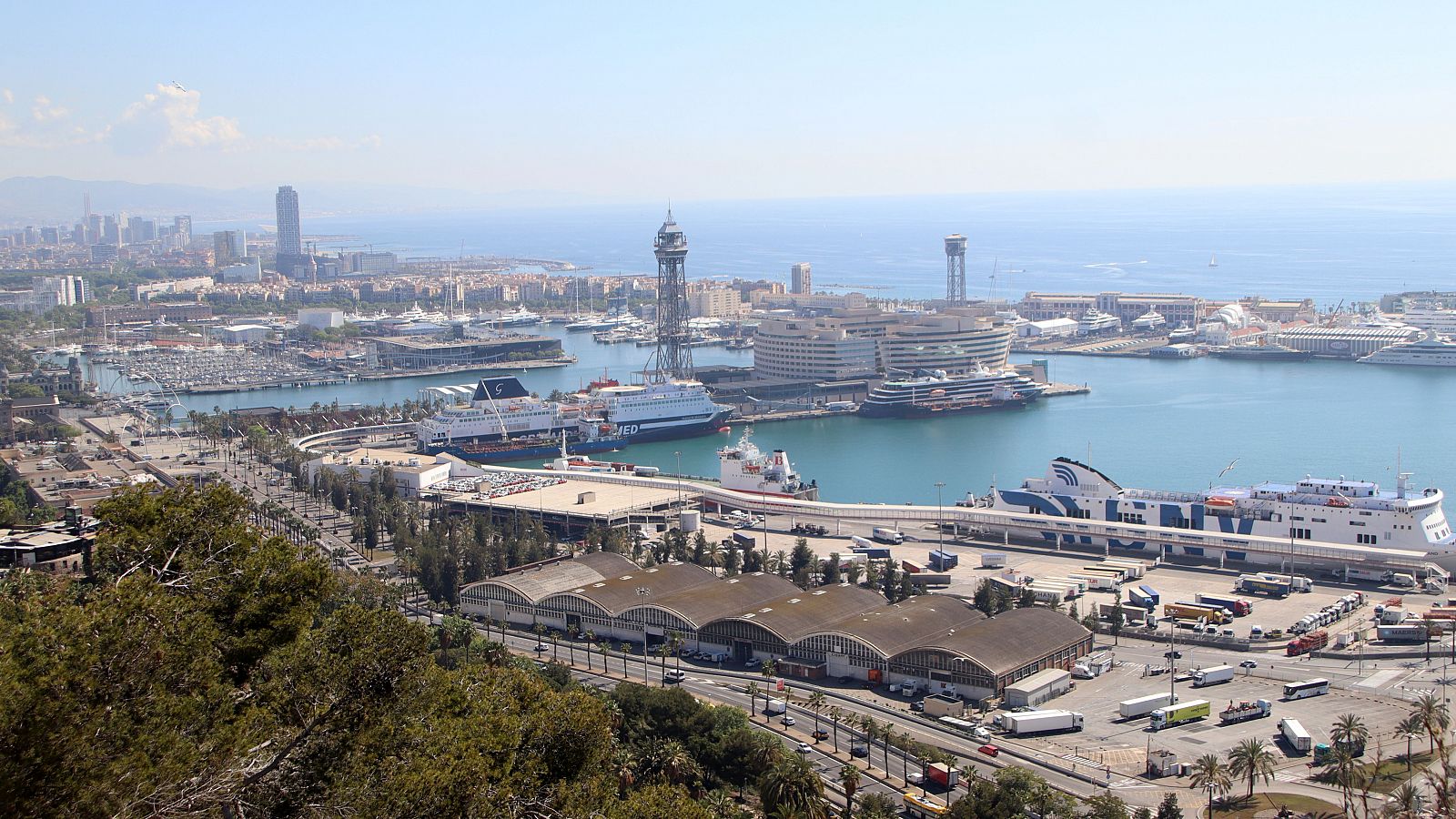 La Generalitat instal·larà una gran dessaladora al Port de Barcelona