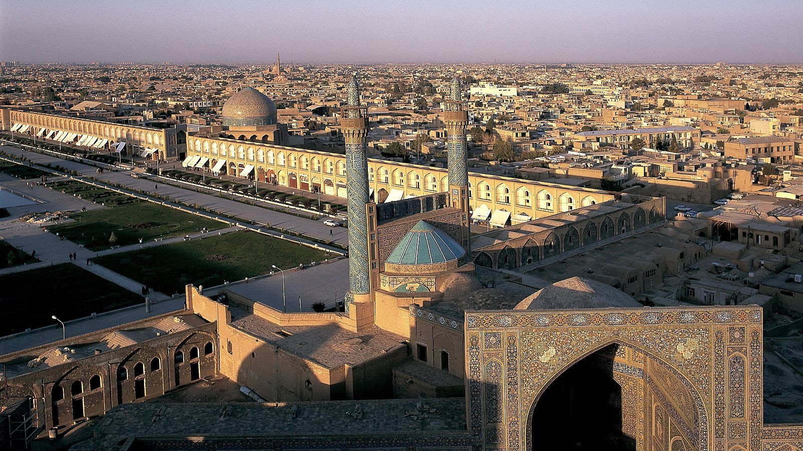 Isfahan, una ciudad cargada de simbolismo y atractivo turístico