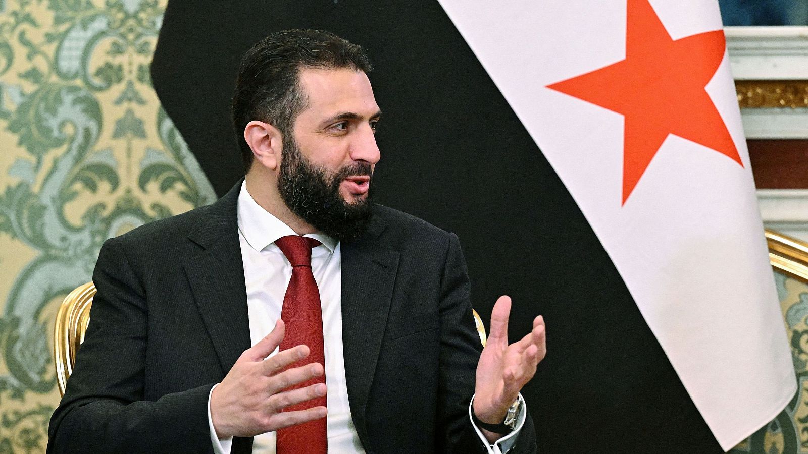 EE.UU. levanta sanciones al presidente de Siria, Ahmed al Shaara