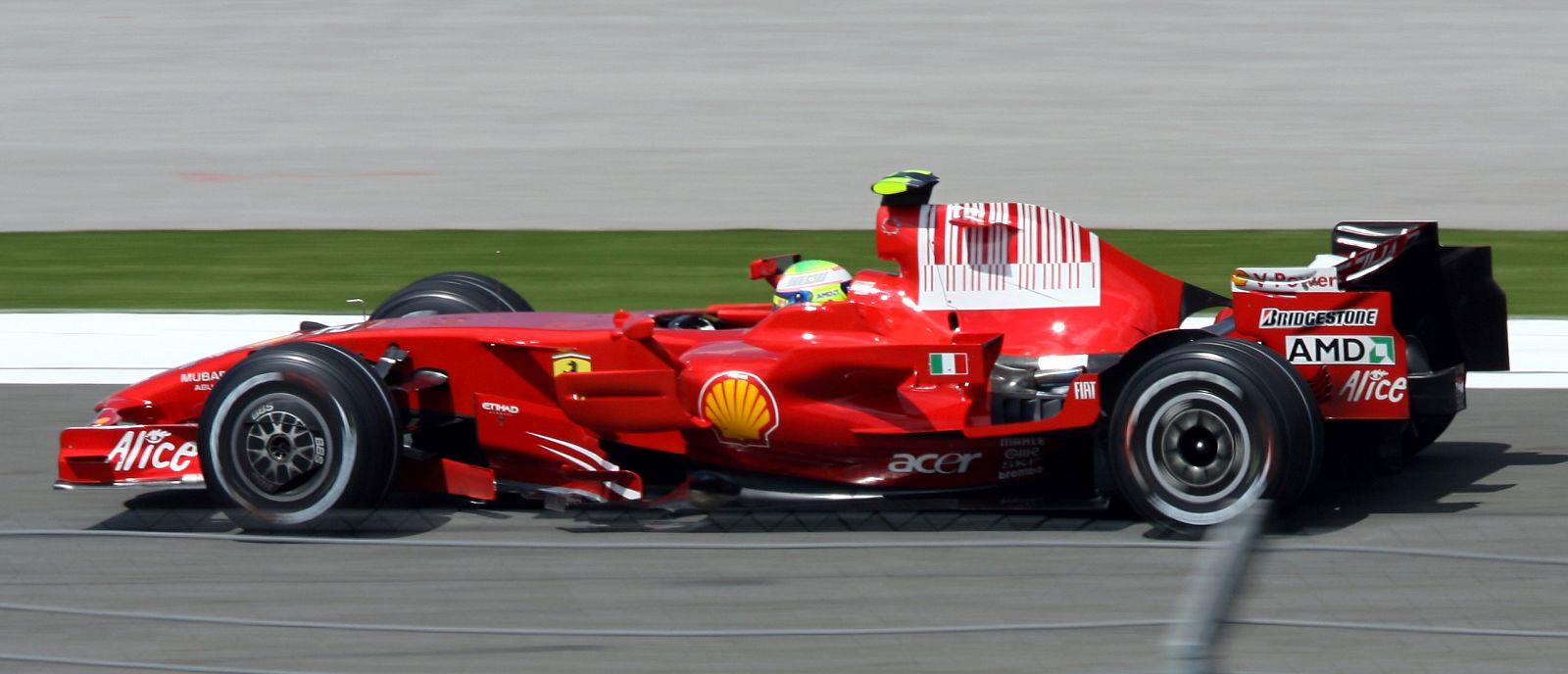 Massa ha hecho una gran carrera y ha conseguido acabar primero en Estambul con su Ferrari