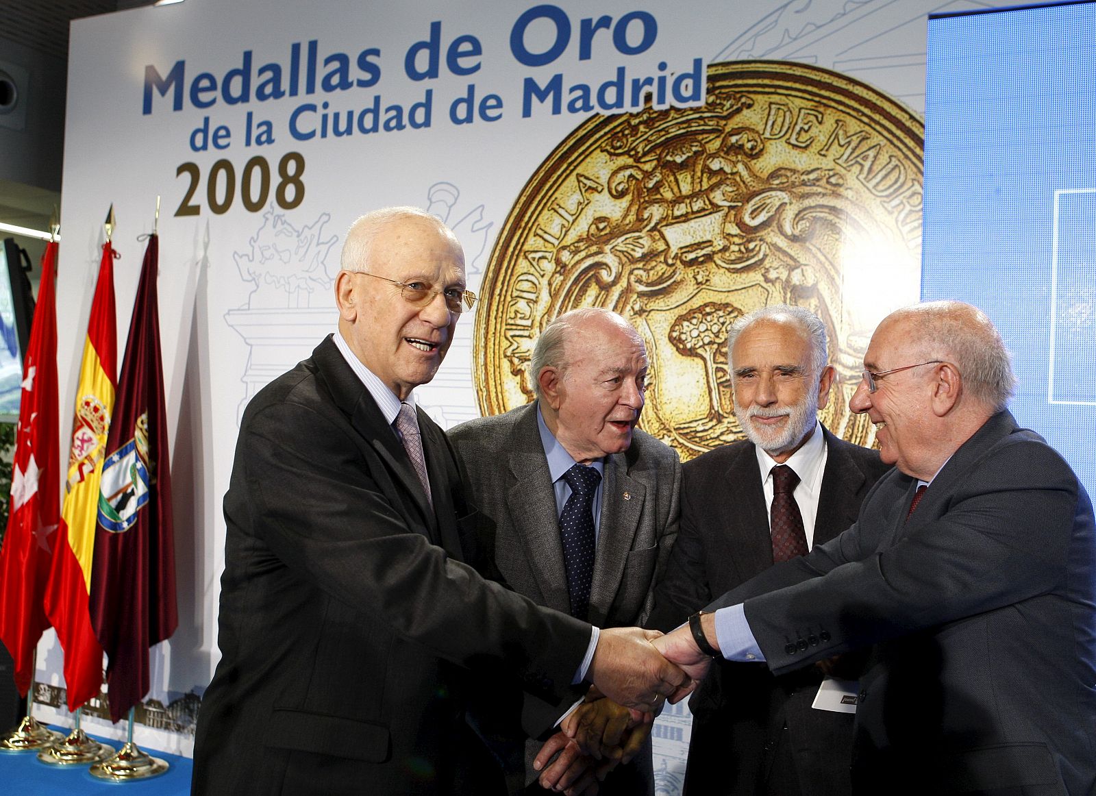 Di Stéfano recibe la medalla de Madrid