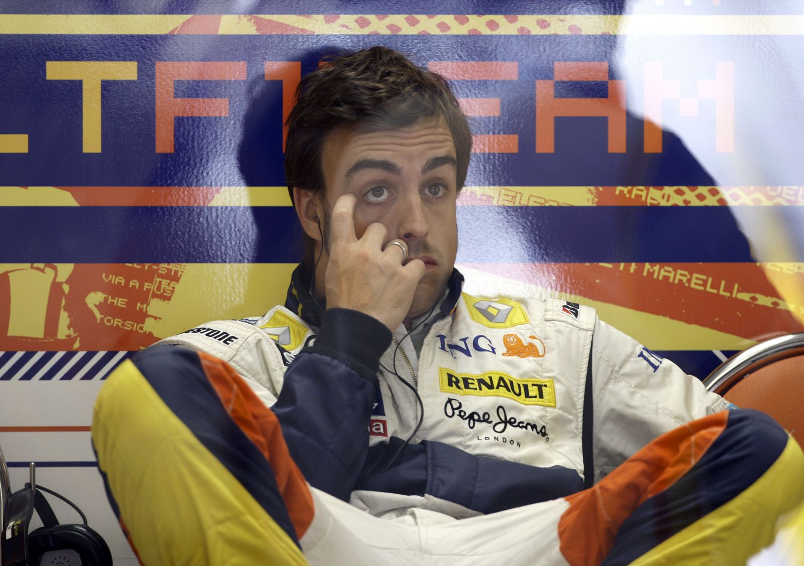 Alonso medita su futuro