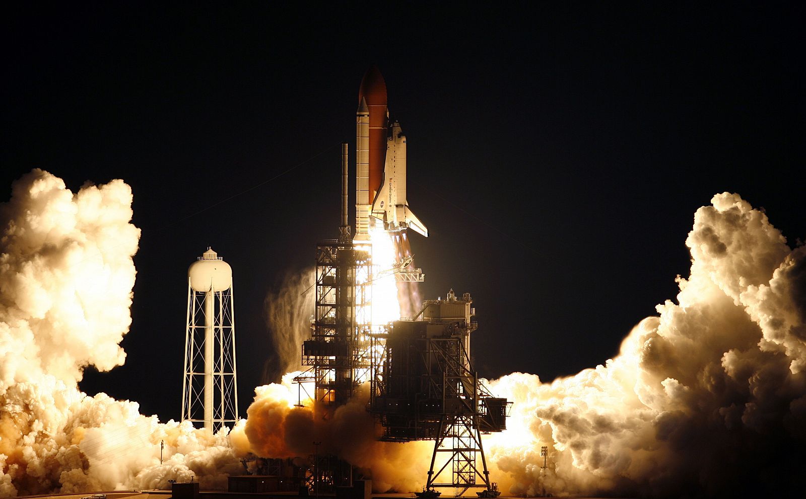 El transbordador espacial 'Endeavour' despega de Cabo Cañaveral en su última misión, en marzo de 2008.
