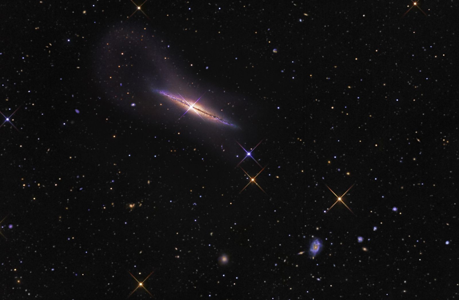 La galaxia NGC 4013