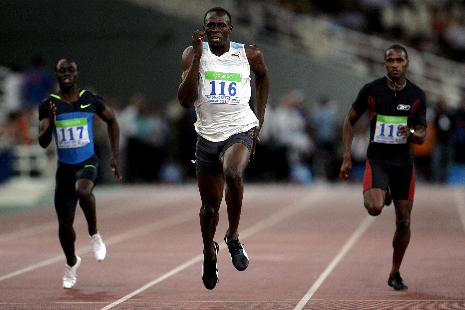 El jamaicano Usain Bolt, en la prueba de los 200 metros del Gran Premio de Atletismo "Tsiklitiria 2008".