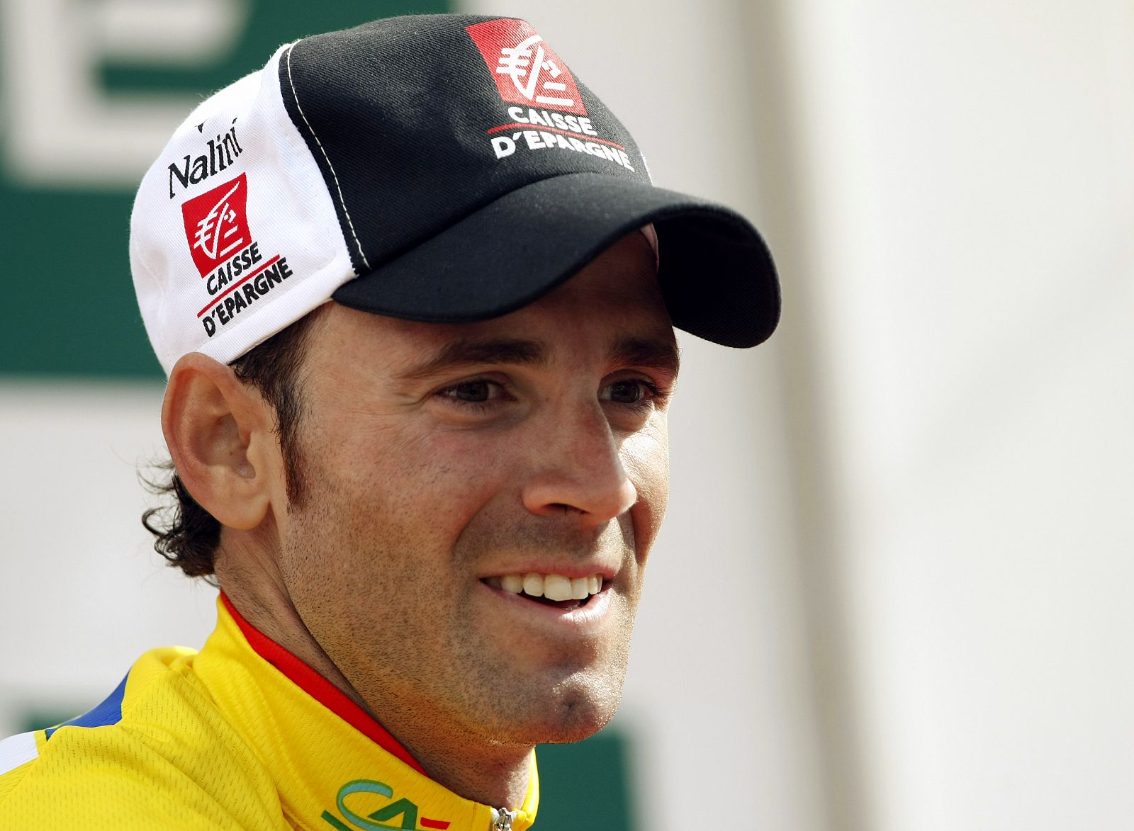 El cilcista del Caisse d'Epargne, Alejandro Valverde, no se quiere marcar un objetivo para esta Vuelta.