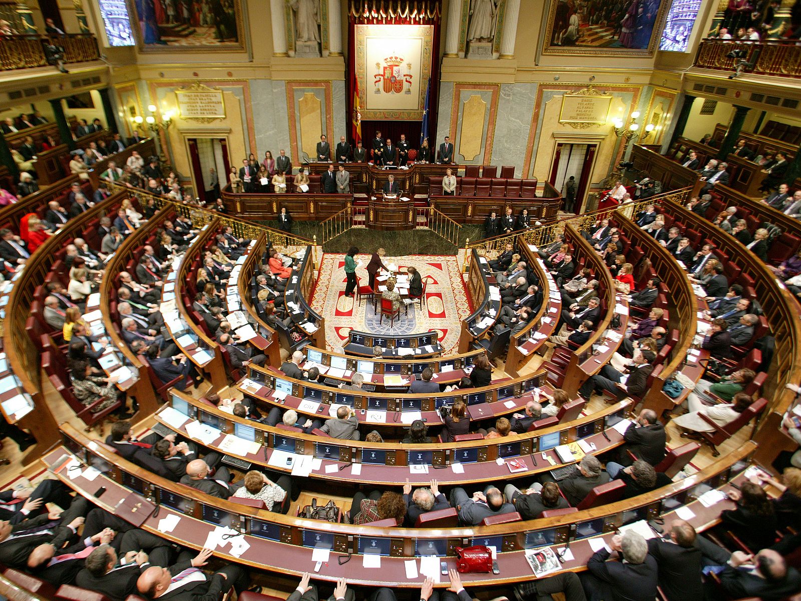 Sesión de apertura de la IX Legislatura en el Congreso.