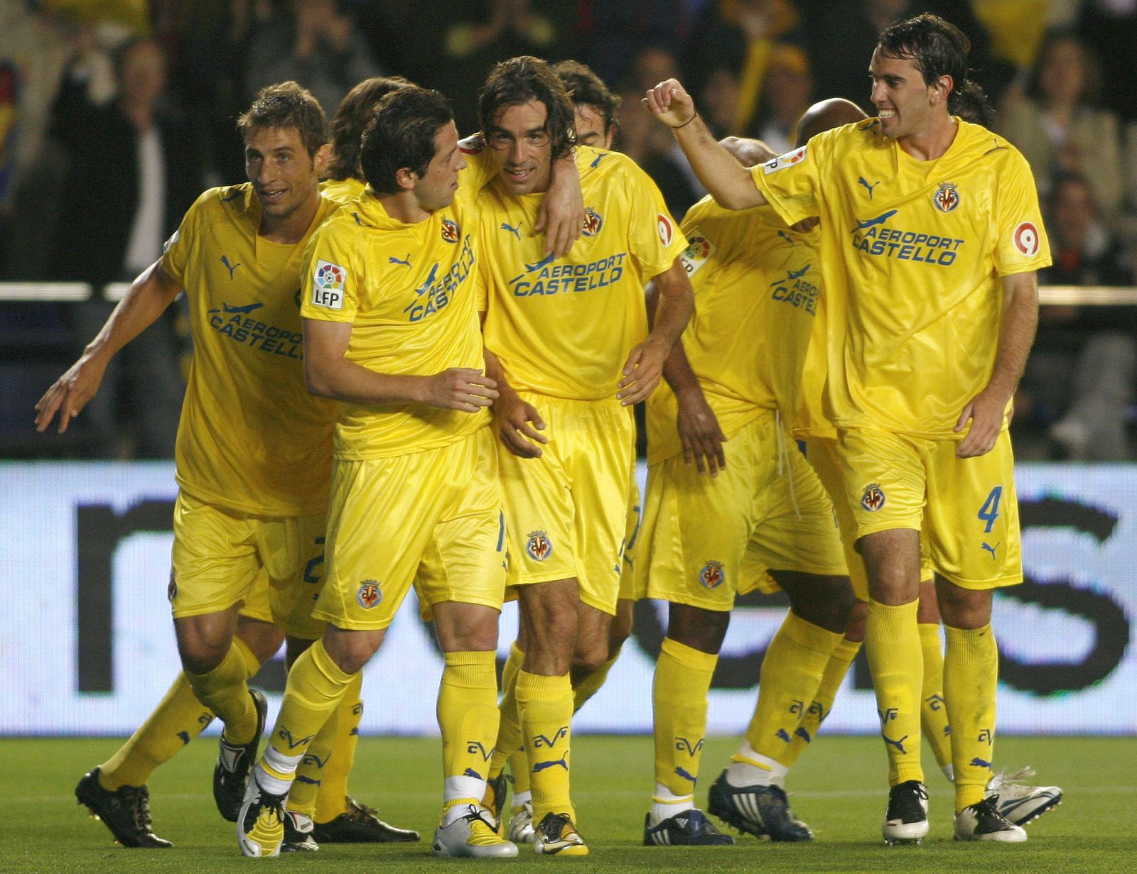 El Villarreal es además líder de la Liga española junto con el Valencia.
